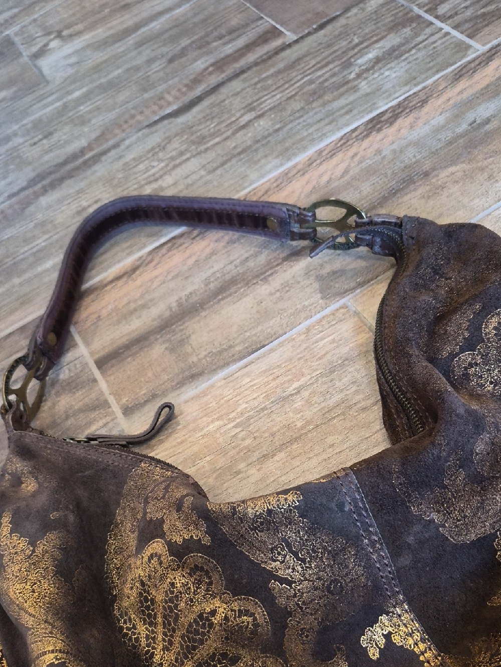 Lucky Brand Brown Suede & Gold Foilage Pleated Detail Bohemian Hobo Shoulder Bag - Picture 11 of 16